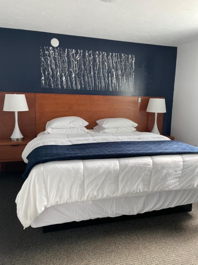 Starlite Resort Saugatuck Exterior photo
