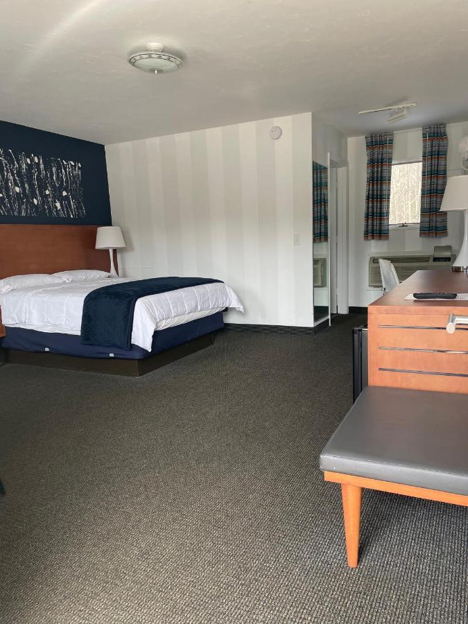 Starlite Resort Saugatuck Exterior photo