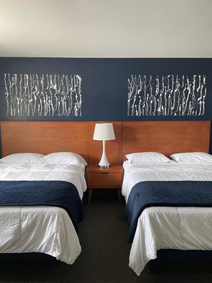 Starlite Resort Saugatuck Exterior photo