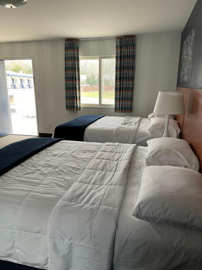 Starlite Resort Saugatuck Exterior photo